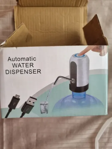 PARA GARRAFÂO 20L.DISPENSER ELETRÔNICO DE ÁGUA MINERAL DE GARRAFÃO DE 20L