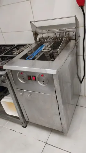 Fritadeira Industrial trifasica 380v split zona friasplit zona fria