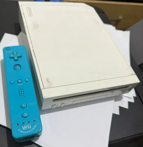 Nintendo Wii console não liga e controle não liga também para peças ou conserto