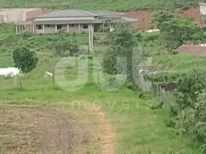 fazenda - Bairro do Paiol - Silveiras
