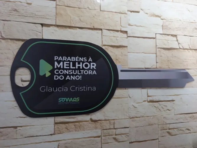 Chave gigante para premiação