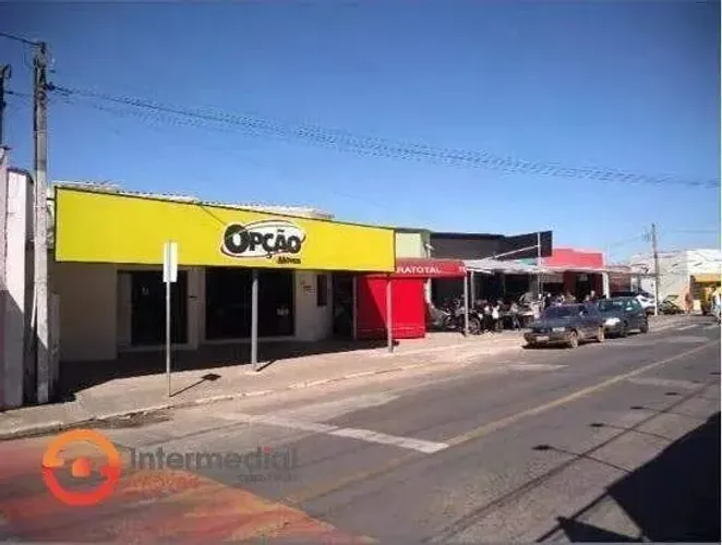 Conjunto Comercial com 1.000m² de terreno e 715m² de área construída Excelente Localizaçã