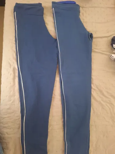 2 Calça leging P Adulto(minha filha usa 38) Colegio Ceneb