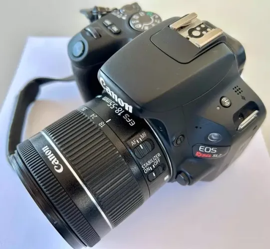 SL2 + lente 18-55 wifi 60fps igual sl3 sem o 4k, câmera canon só falo whats, não falo olx