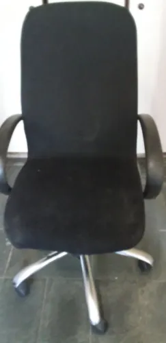 Cadeira de escritório estilo presidente