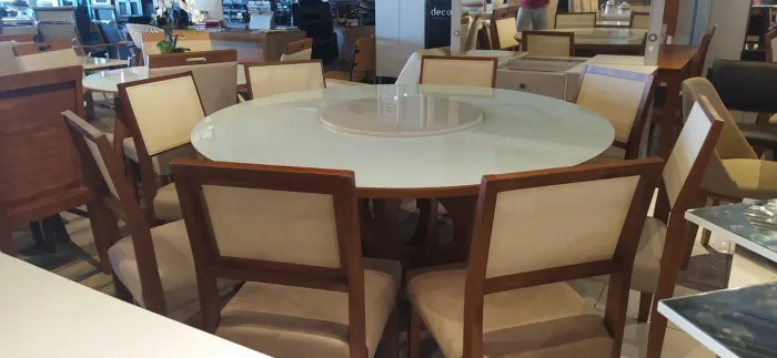 Mesa de Jantar Redonda com 10 Cadeiras madeira