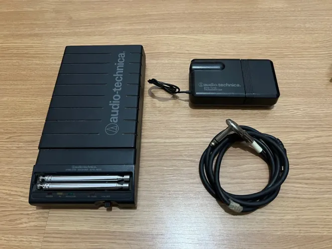 Sistema de Transmissão Sem Fio Audio-Technica ATW-R03G + ATW-T21G - Completo