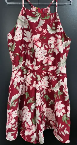 Vestido Floral Vermelho - Tamanho M