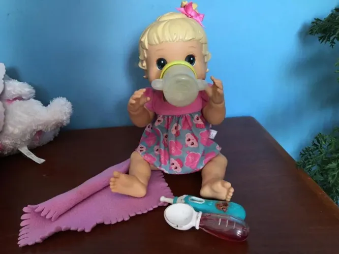Boneca Baby Alive com Acessórios
