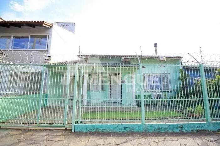 Casa à venda em Porto Alegre no bairro Parque Minuano, com 130 m² de área privativa no val