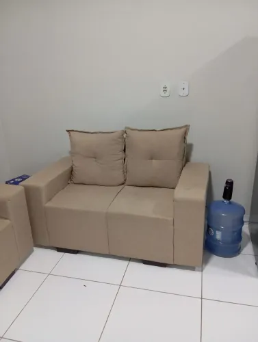 Sofá Semi-Novo: Oportunidade Imperdível!