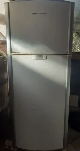 GELADEIRA DÚPLEX BARBADA R$ 300