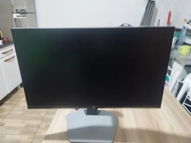Monitor gamer top 300hrz 05 Mili segundo novo zero