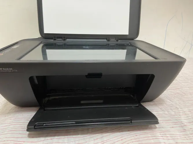 > HP DeskJet Ink Advantage 2774 - Wi-Fi - Multifuncional