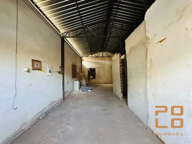 Galpão para alugar no Setor Vila Santa Helena, em Goiânia - GO.