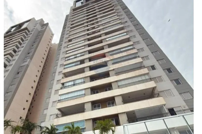 Apartamento Luxuoso no 22º Andar em Jataí