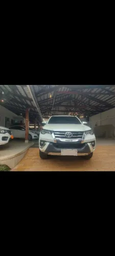 Toyota Hilux SW4 SRX Diamo. 4X4 2.8 TB DIE AUT 2020
