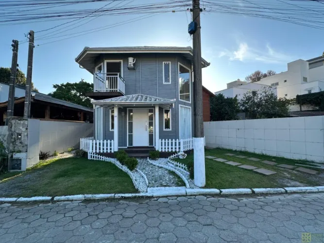 Casa - Porto Belo SC
