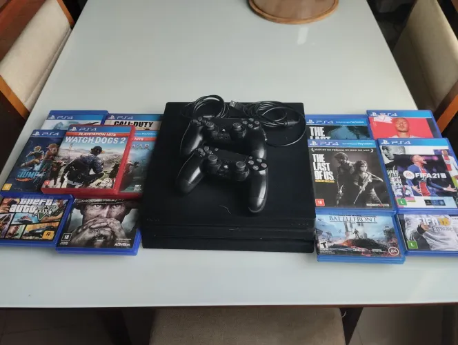 Ps4 pro 1 terá + 16 jogos pra trocar em ps5