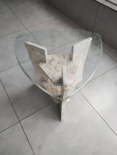Mesa de canto em Mármore e Vidro Triangular