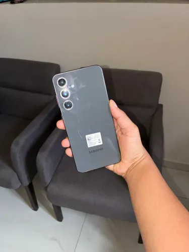 Vendo Celular S24 FE 