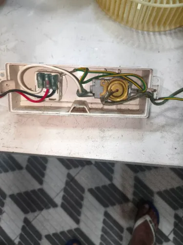Vendo termostato ar spriger janela