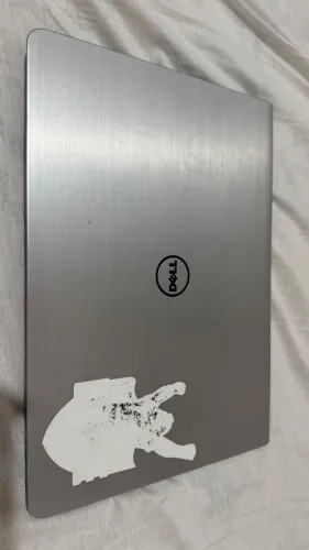 Notebook Dell - Funcionando - Ótimo para estudos e trabalho