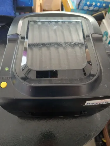 Vendo Impressora Termica De Etiquetas Gdx Bpx520, funcionando, só está sem a fonte.