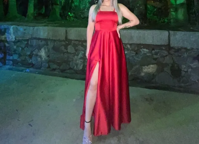 Vestido vermelho festa