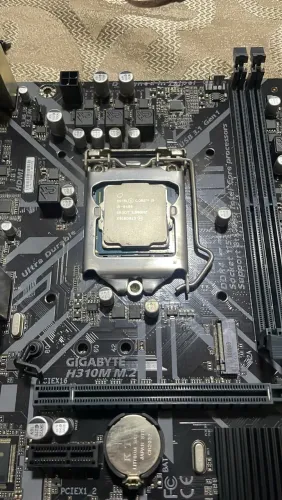 Kit placa mae h310m m.2 e processador i5 8400