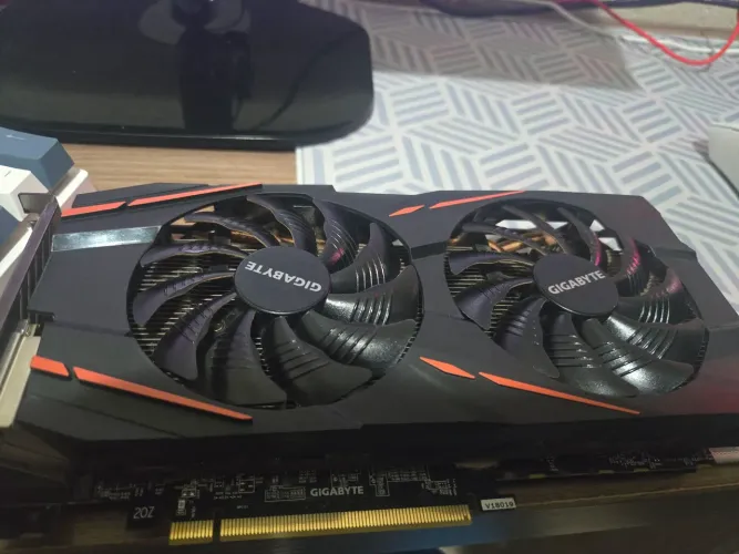 Rx 570 8gb - GIGABYTE