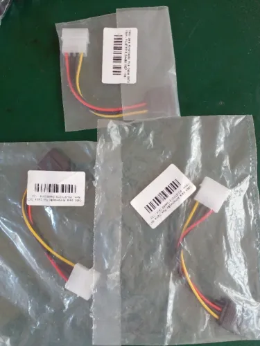 Cabos Sata adaptadores IDE Sata