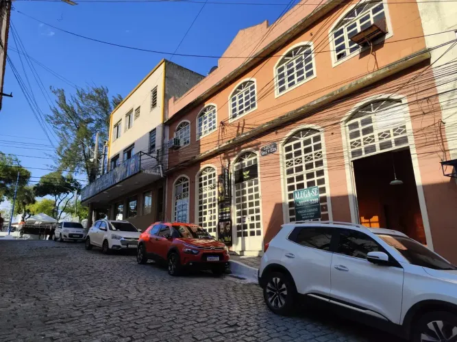 Loja na Praça com 37m² e possibilidade de mezanino - Fácil estacionar
