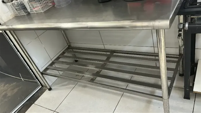 Mesa Inox 1,40m