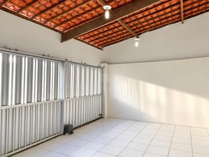 VENDO CASA EM PARQUE IPÊ