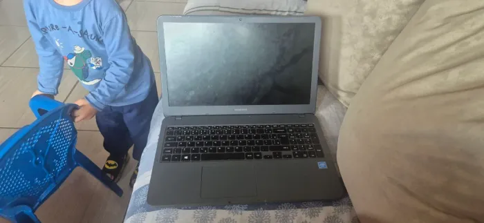Notebook Samsung (com defeito)
