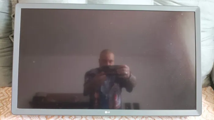 TV LG 32" não funciona o modem de internet, o restante funciona perfeitamente, controle ok