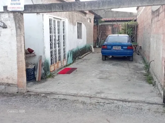 Cinco cômodo dois guartos sala cozinha copa banheiro ? 