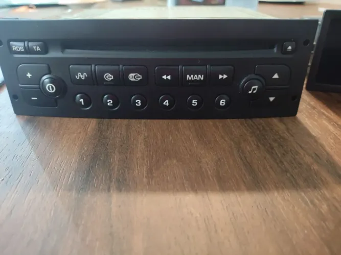 Rádio Som CD - Citroen C3 2011 - Original 
