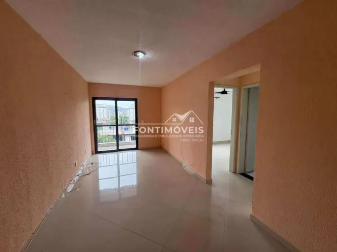 Apartamento de 2 quartos com 60m² na Estrada Meringuava -Taquara/RJ - FONTIMOVEIS