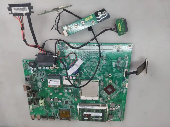 Placa mãe ALL-IN-ONE HP MS210BR funcionando 