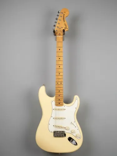 Guitarra Fender Vintera II 70s Aged White