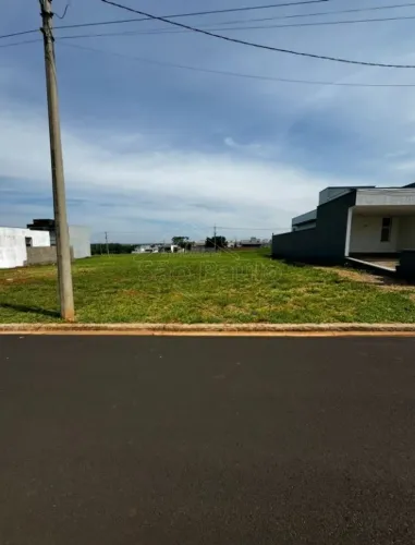 Venda de Terreno / Condomínio na cidade de Araraquara