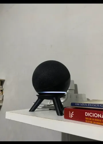 Vendo Echo Dot 5º Geração Novo.