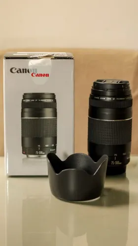 Lente Canon EF 75-300mm f/4-5.6 III ? com NF e Para-sol