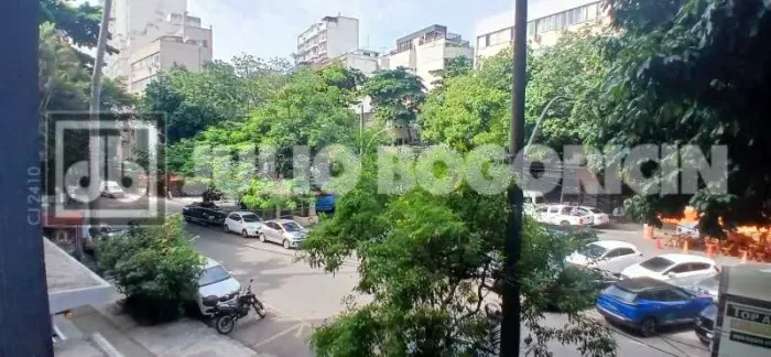Apartamento : / Residencial / Leblon