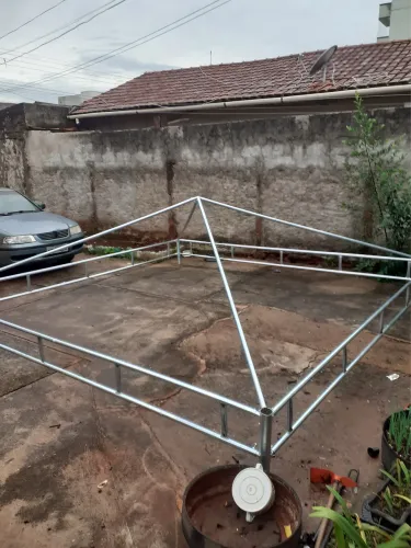 Tenda piramidal 4x4 1.900
