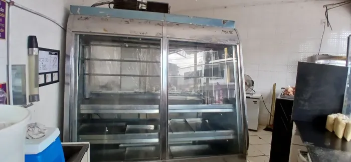 Balcao gancheira carnes 