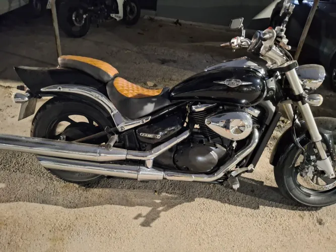 Linda moto toda original vendo ou troco
