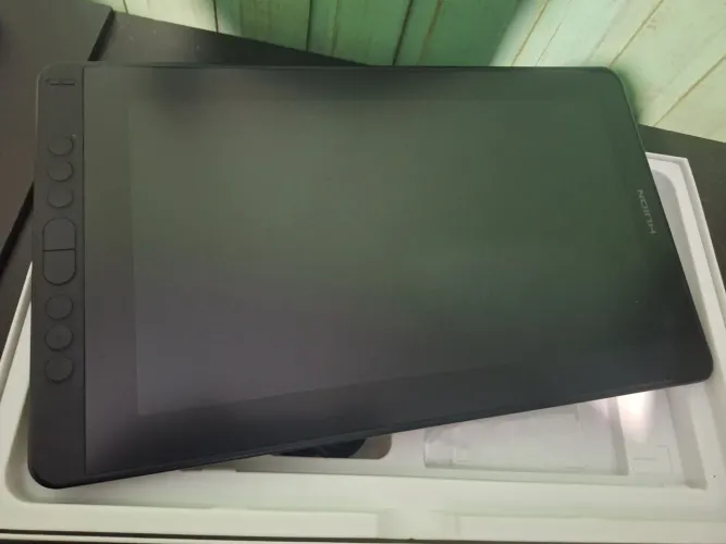 Mesa Digitalizadora Huion Kamvas 13
